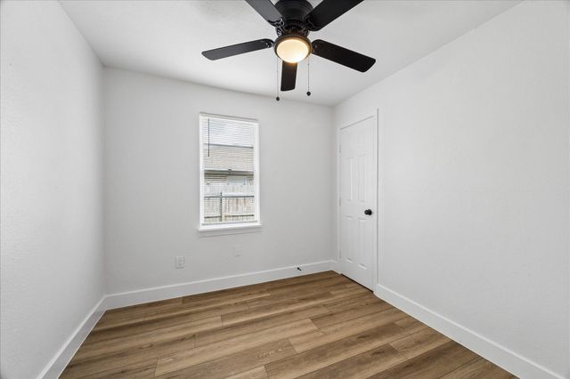 7413 Faith Drive, Deer Park, TX 77536