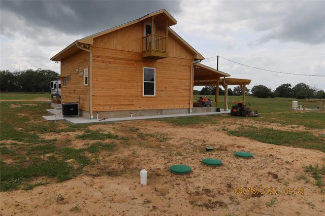 1052 Rail Head Road, Columbus, TX 78934