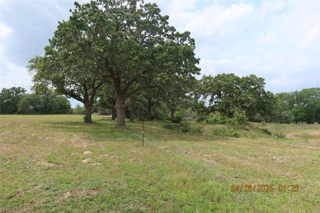 1052 Rail Head Road, Columbus, TX 78934