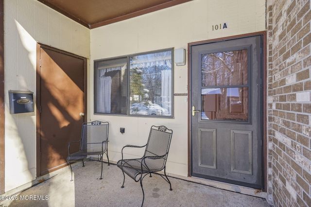 101 Arrowood Road A, Manalapan, NJ 07726