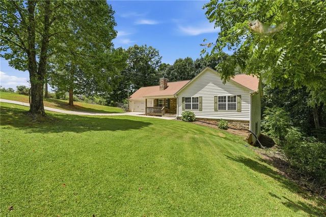 309 Barney Fields Road, Dahlonega, GA 30533