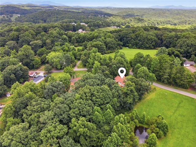 309 Barney Fields Road, Dahlonega, GA 30533