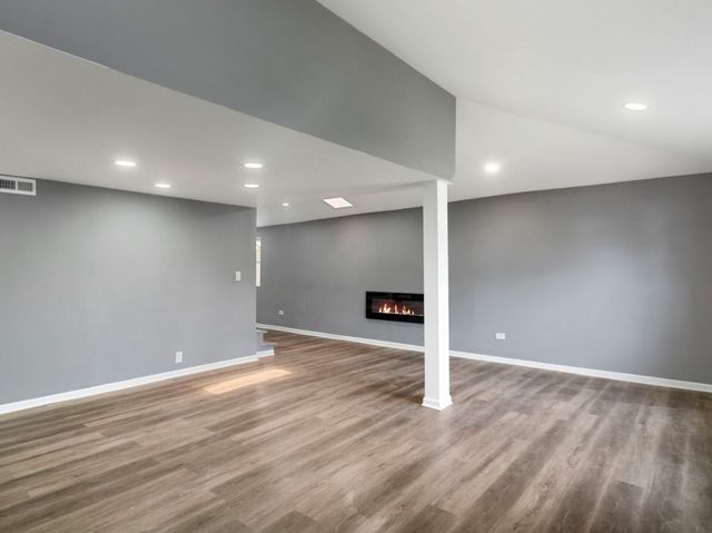 42425 N Park Lane E, Antioch, IL 60002