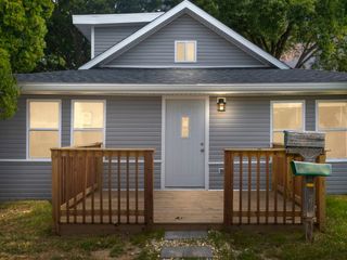 42425 N Park Lane E, Antioch, IL 60002