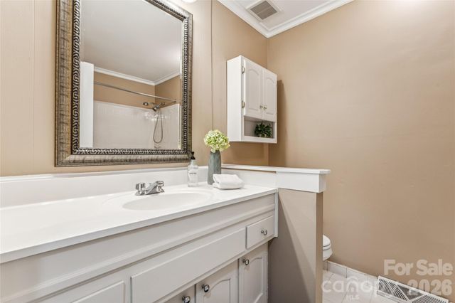 6501 Wheeler Drive, Charlotte, NC 28211