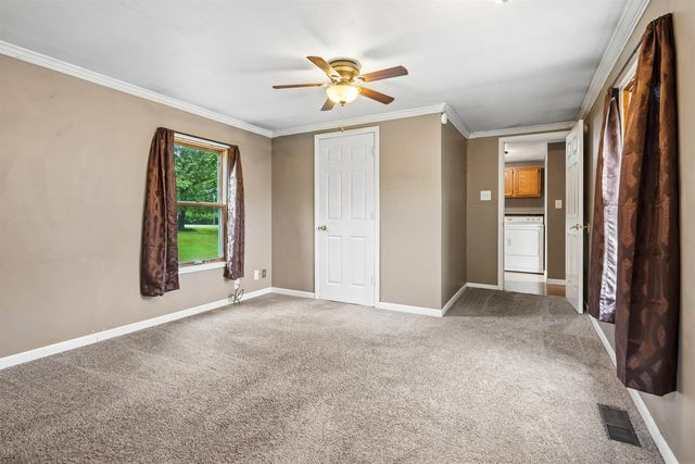 2634 Cedar Terrace Drive, Waterloo, IA 50701