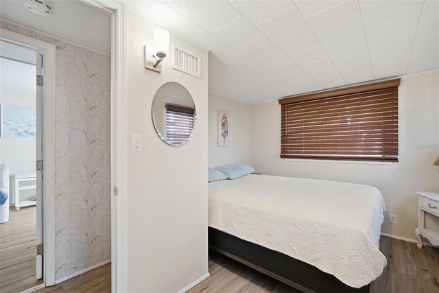 4851 W GANDY BOULEVARD B4L24, Tampa, FL 33611