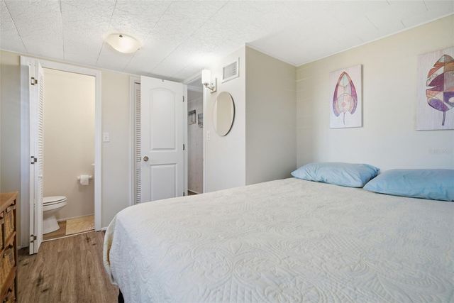 4851 W GANDY BOULEVARD B4L24, Tampa, FL 33611