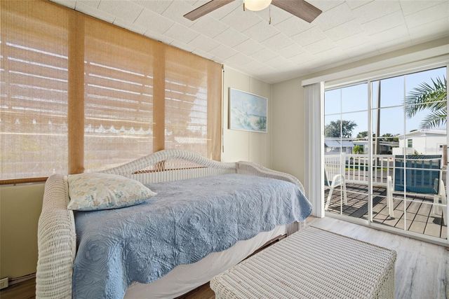 4851 W GANDY BOULEVARD B4L24, Tampa, FL 33611