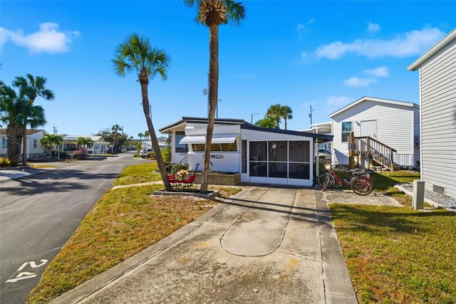 4851 W GANDY BOULEVARD B4L24, Tampa, FL 33611