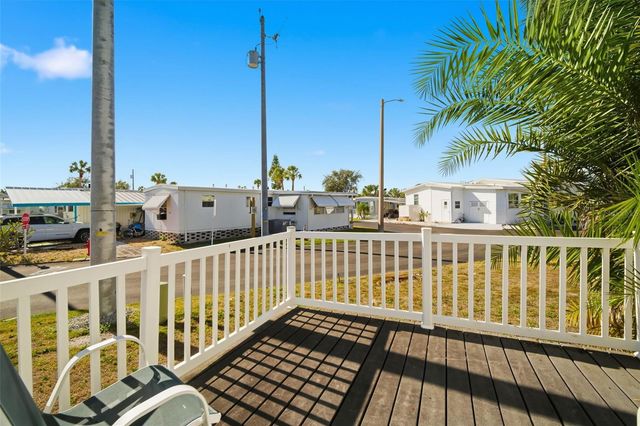 4851 W GANDY BOULEVARD B4L24, Tampa, FL 33611