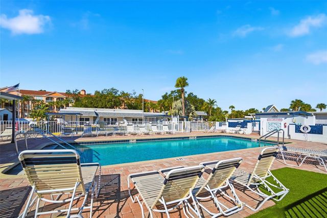 4851 W GANDY BOULEVARD B4L24, Tampa, FL 33611