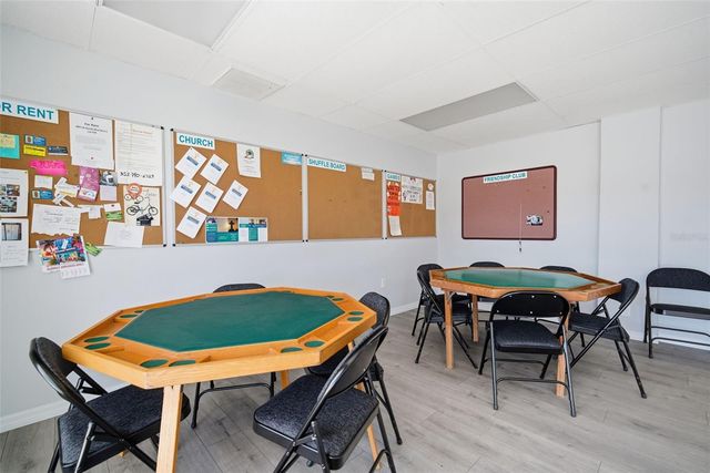 4851 W GANDY BOULEVARD B4L24, Tampa, FL 33611