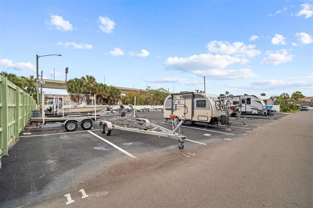 4851 W GANDY BOULEVARD B4L24, Tampa, FL 33611