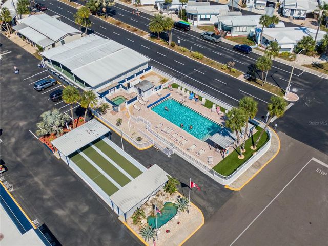 4851 W GANDY BOULEVARD B4L24, Tampa, FL 33611