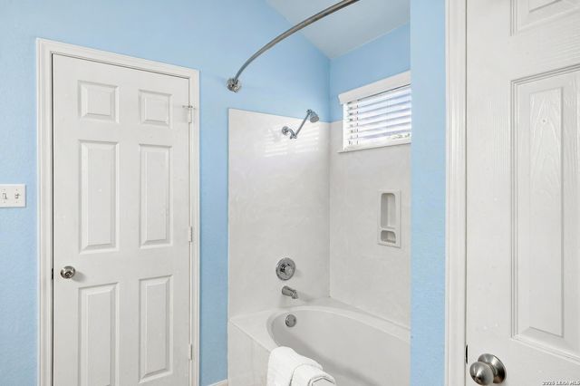 213 TERON DR, San Marcos, TX 78666