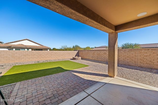 6623 E Via Jardin Verde, Tucson, AZ 85756