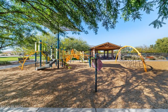 6623 E Via Jardin Verde, Tucson, AZ 85756