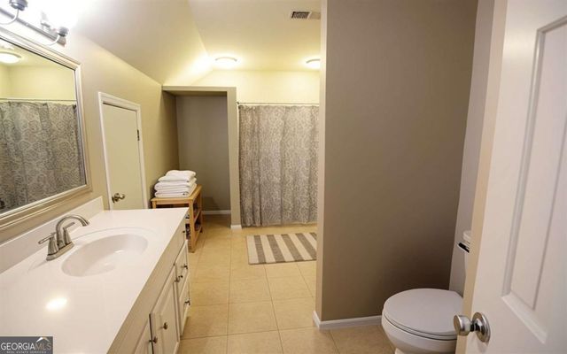 1156 Magnolia Way SE, Smyrna, GA 30082