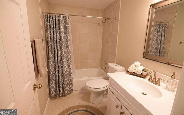 1156 Magnolia Way SE, Smyrna, GA 30082