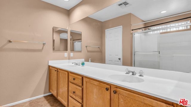 30865 Via Pared, Thousand Palms, CA 92276