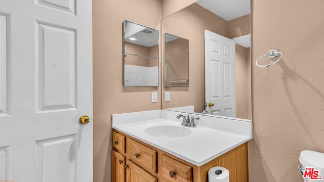 30865 Via Pared, Thousand Palms, CA 92276