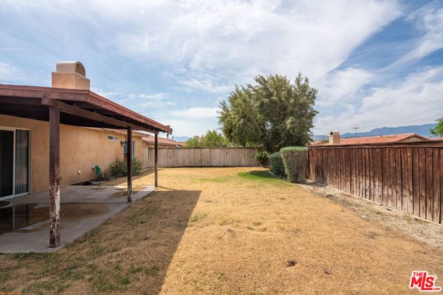 30865 Via Pared, Thousand Palms, CA 92276
