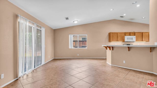 30865 Via Pared, Thousand Palms, CA 92276