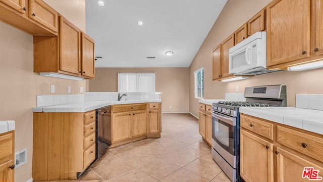 30865 Via Pared, Thousand Palms, CA 92276