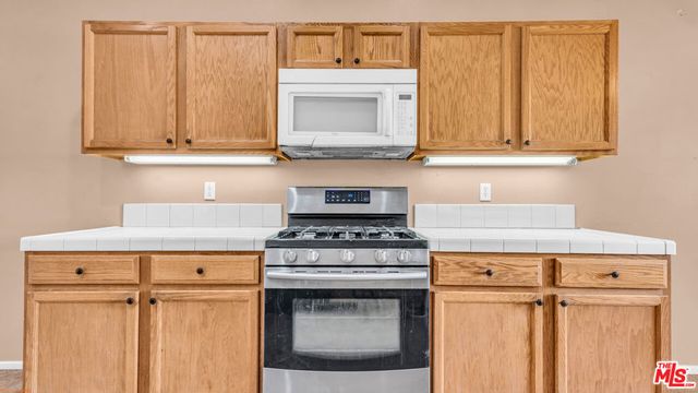 30865 Via Pared, Thousand Palms, CA 92276