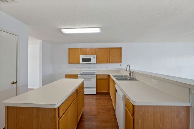 902 Post Oak Trail, Anna, TX 75409