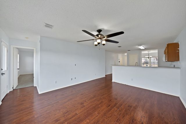 902 Post Oak Trail, Anna, TX 75409