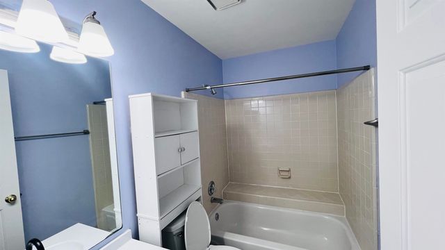 8387 WIND RIVER CIR, Memphis, TN 38016