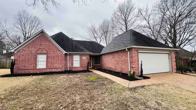 8387 WIND RIVER CIR, Memphis, TN 38016