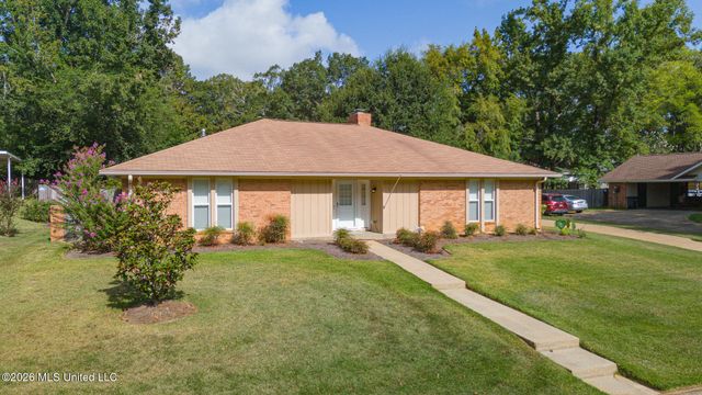 37 Sunline Drive, Brandon, MS 39042