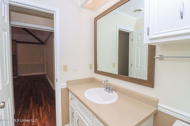 37 Sunline Drive, Brandon, MS 39042