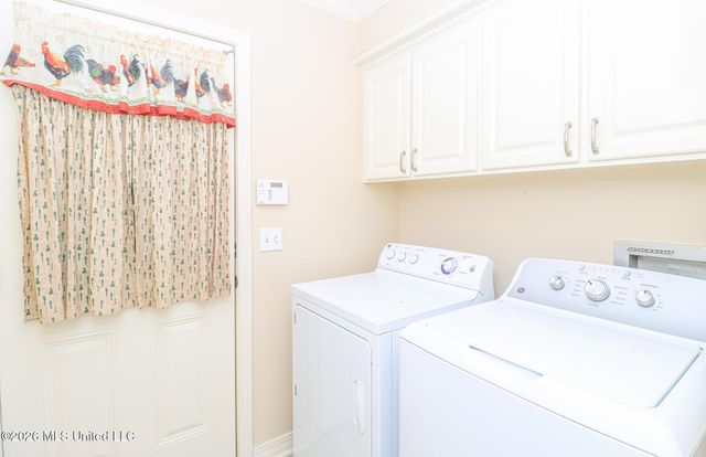 37 Sunline Drive, Brandon, MS 39042