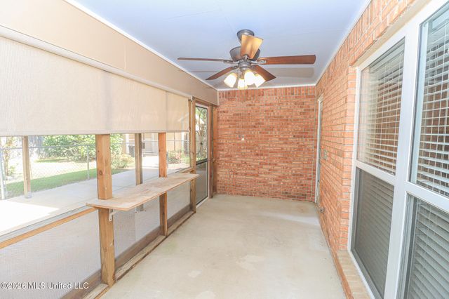 37 Sunline Drive, Brandon, MS 39042