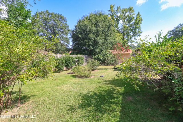 37 Sunline Drive, Brandon, MS 39042
