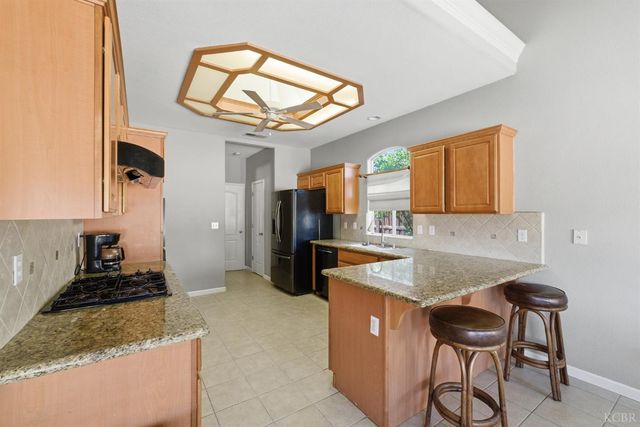 1588 Muscat Place, Hanford, CA 93230