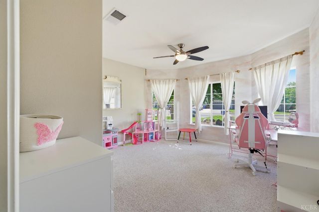 1588 Muscat Place, Hanford, CA 93230