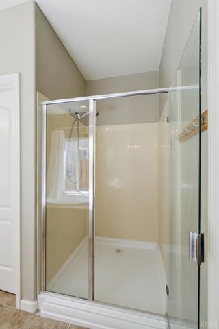 1588 Muscat Place, Hanford, CA 93230