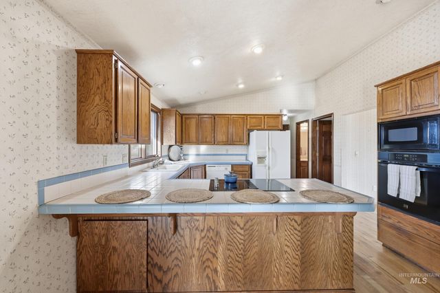 6283 Bud Lane, Star, ID 83669