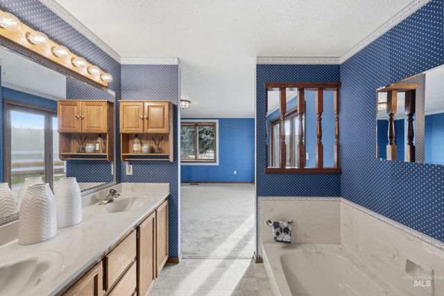 6283 Bud Lane, Star, ID 83669