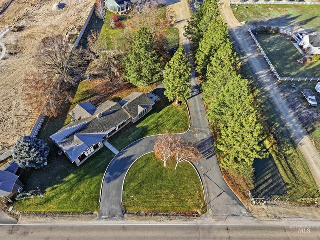 6283 Bud Lane, Star, ID 83669