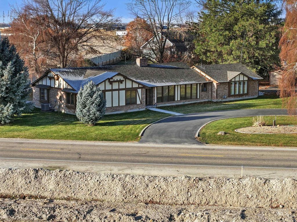 6283 Bud Lane, Star, ID 83669