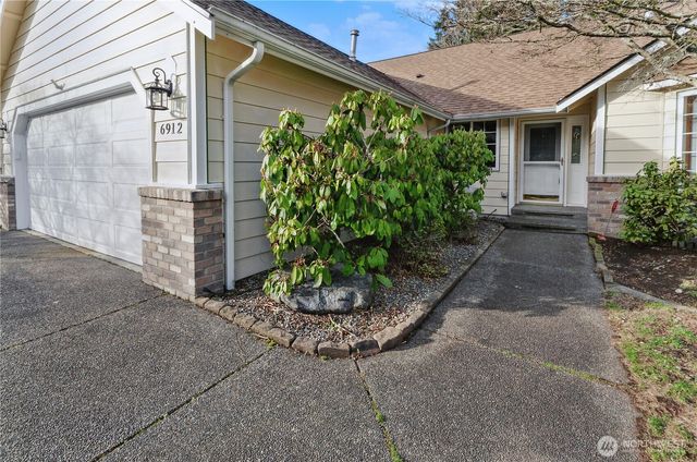 6912 15th Avenue SE, Lacey, WA 98503