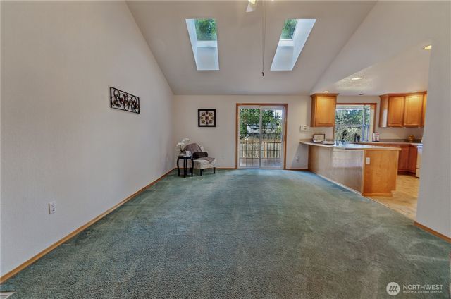 6912 15th Avenue SE, Lacey, WA 98503