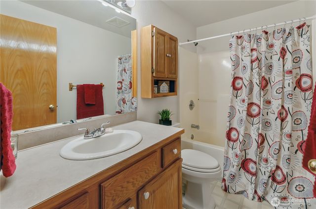 6912 15th Avenue SE, Lacey, WA 98503