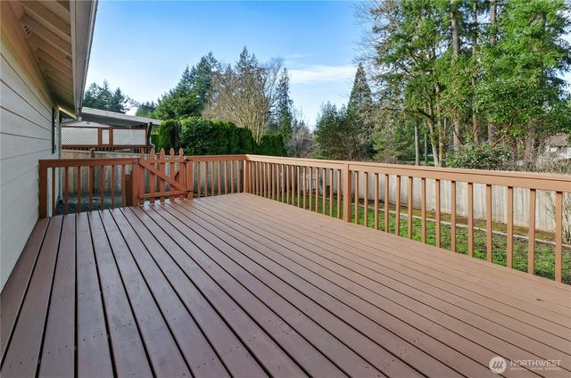 6912 15th Avenue SE, Lacey, WA 98503